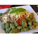 Ñoquis de papas y rucula