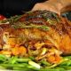 Pierna  de cerdo al horno con frutas